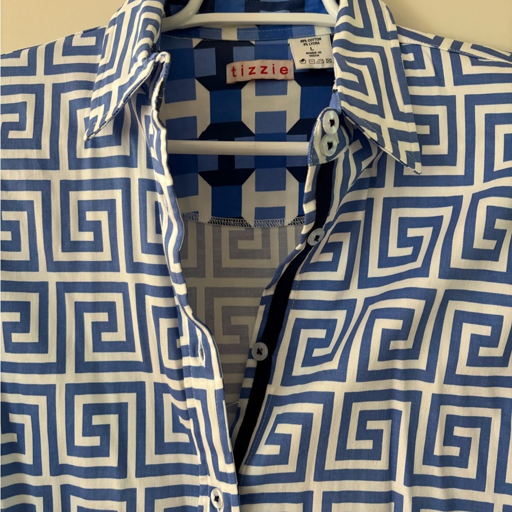 Tizzie Blue and White Geometric Women's Blouse